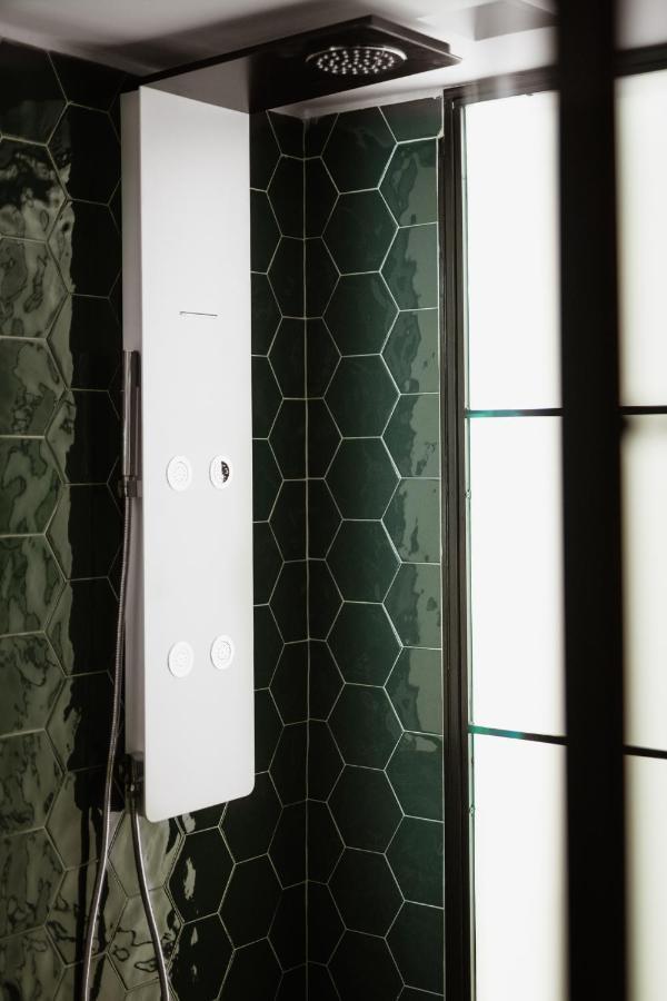 The Bold Type Hotel, A Member Of Design Hotels Pátra Eksteriør bilde